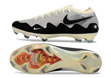 Nike Air Zoom Mercurial Vapor XVI Elite Football Boots in Action
