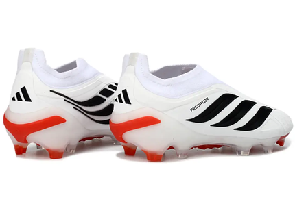 Adidas Predator 26 Laceless Elite Football Boots FG in action