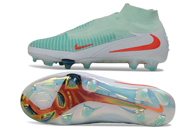 Detailed look at Nike Phantom 6 DF Elite FG's DF Elite technology and its benefits.