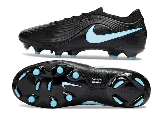 Detailed view of Nike Tiempo Legend Maestro Elite football boots features