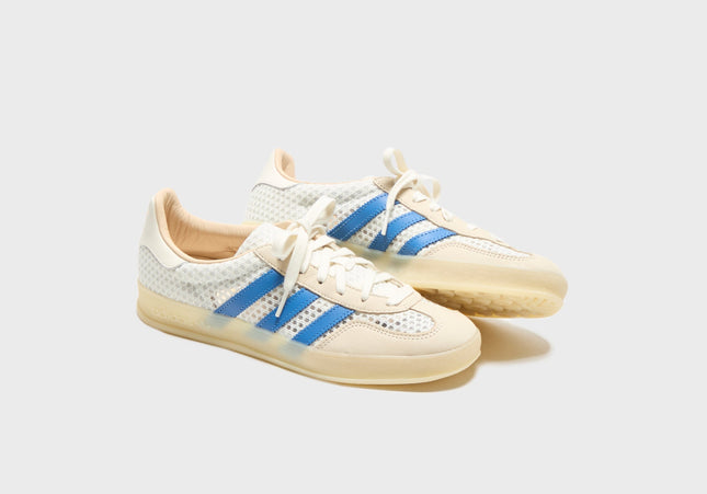 adidas Gazelle Indoor - Off White / Focus Blue / Warm Vanilla