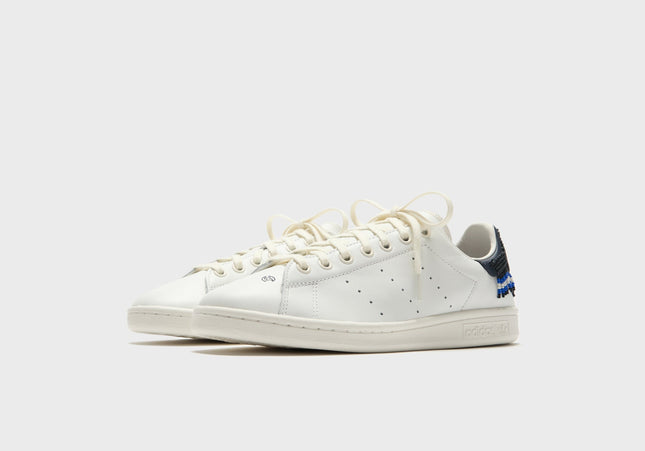 adidas x CLOT Stan Smith - Core White / Navy / Core White