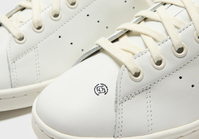 adidas x CLOT Stan Smith - Core White / Navy / Core White