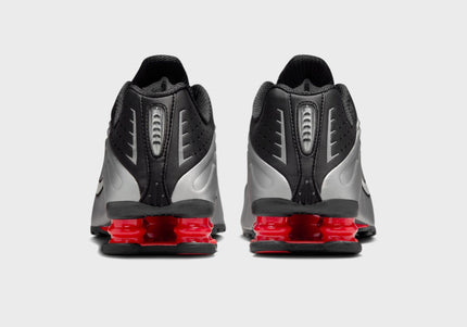 Nike Shox R4 - Black / Metallic Silver / Light Crimson