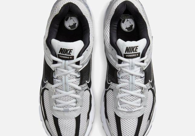 Nike Zoom Vomero 5 - Metallic Silver / Black / Pure Platinum