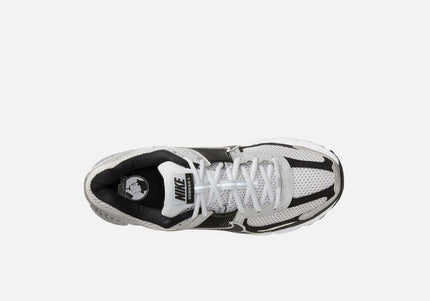 Nike Zoom Vomero 5 - Metallic Silver / Black / Pure Platinum