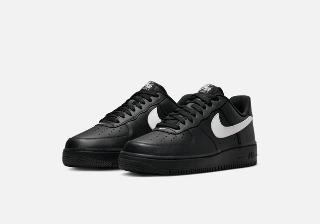 Nike Air Force 1 '07 - Black / White / Black