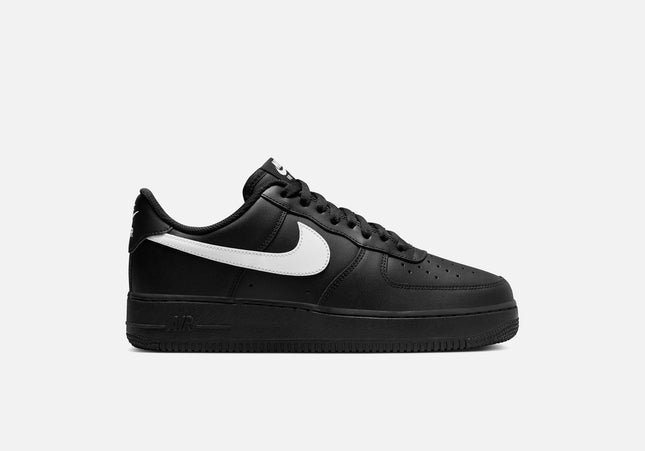 Nike Air Force 1 '07 - Black / White / Black