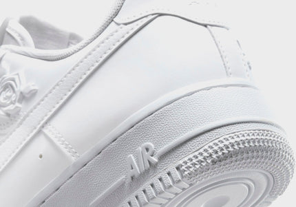 Nike WMNS Air Force 1 '07 SE - White / White / White / Black