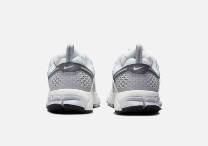Nike GS Zoom Vomero 5 - Pure Platinum / Metallic Silver / Summit White / Dark Grey