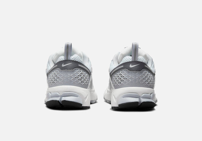 Nike GS Zoom Vomero 5 - Pure Platinum / Metallic Silver / Summit White / Dark Grey
