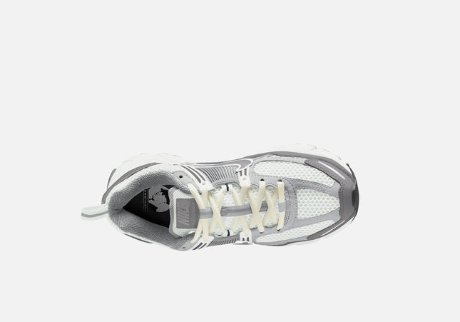Nike GS Zoom Vomero 5 - Pure Platinum / Metallic Silver / Summit White / Dark Grey