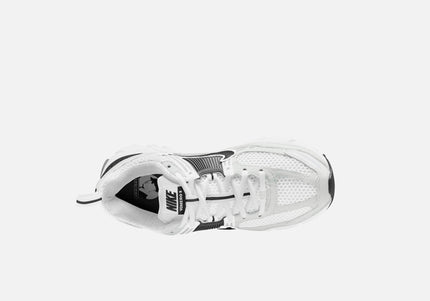 Nike GS Zoom Vomero 5 - White / Black / Platinum Tint / Metallic Platinum