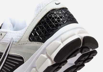 Nike GS Zoom Vomero 5 - White / Black / Platinum Tint / Metallic Platinum