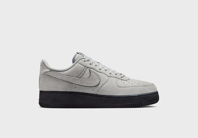 Nike Air Force 1 '07 LV8 - Light Smoke Grey / Light Smoke Grey / Black