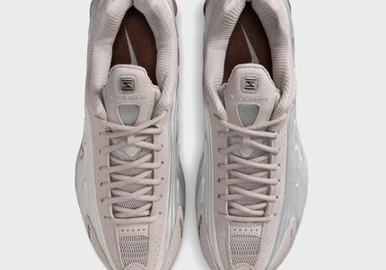 Nike Shox R4 - Cave Stone / Cave Stone / College Grey