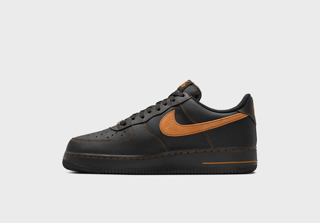Nike Air Force 1 '07 LV8 - Black / Desert Ochre