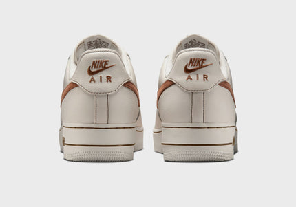 Nike Air Force 1 '07 LV8 - Ivory / Saddle Brown