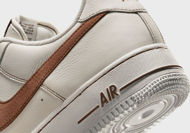 Nike Air Force 1 '07 LV8 - Ivory / Saddle Brown