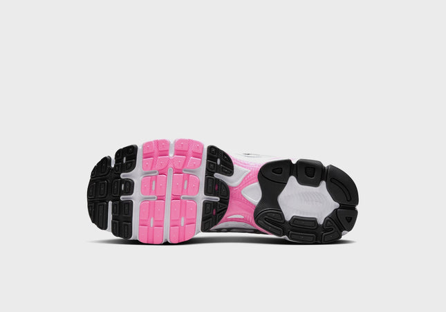 Nike WMNS Air Max Moto 2K - White / Pink Spell / Metallic Silver / Black