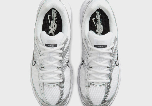 Nike WMNS Air Max Moto 2K - White / Photon Dust / Metallic Silver / Black