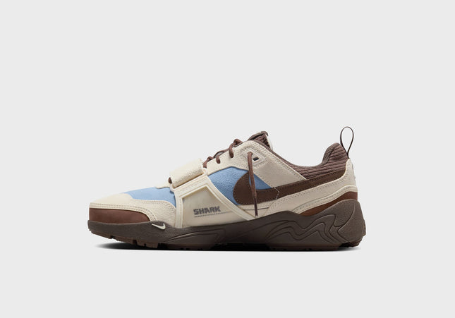 Nike x Travis Scott Nike Zoom Field Jaxx -  Leche Blue / Baroque Brown / Pale Ivory / Light Chocolate