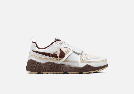 Nike x Travis Scott Jumpman Jack Zoom Field Jaxx - White / Light Chocolate