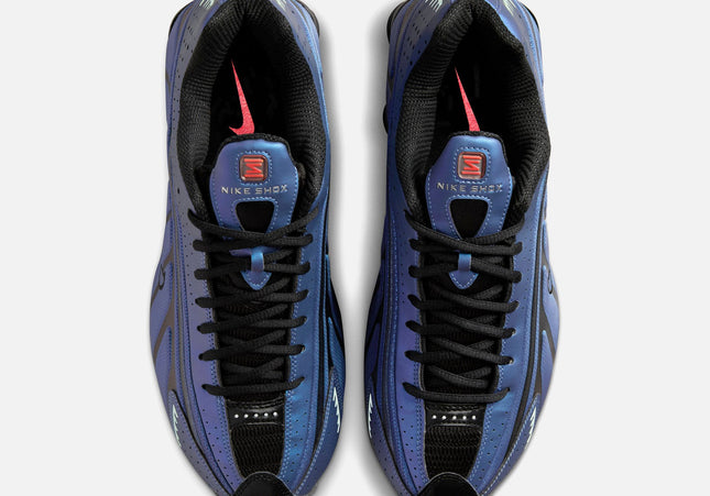 Nike Shox R4 - Black / Hot Punch