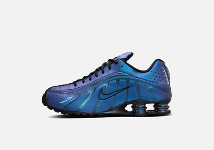 Nike Shox R4 - Black / Hot Punch