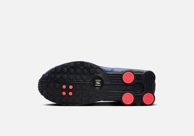 Nike Shox R4 - Black / Hot Punch
