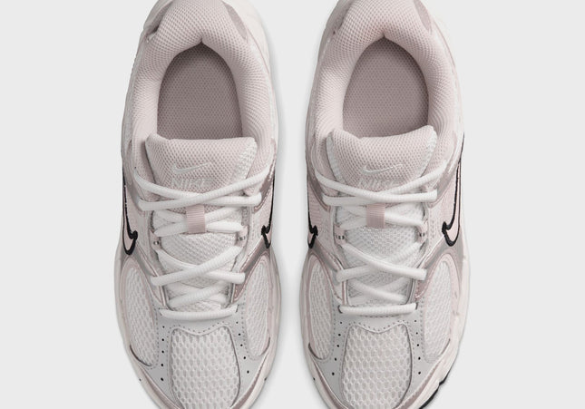 Nike GS V5 Rnr - Summit White / Light Orewood Brown / Sail / Black