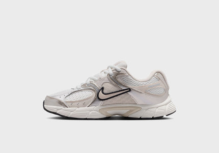 Nike GS V5 Rnr - Summit White / Light Orewood Brown / Sail / Black