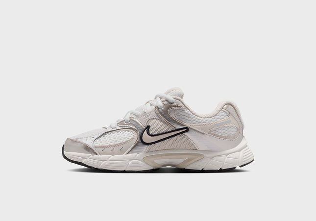Nike GS V5 Rnr - Summit White / Light Orewood Brown / Sail / Black