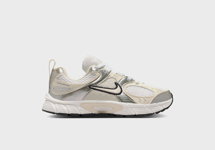 Nike PS V5 Rnr - Summit White / Light Orewood Brown / Sail / Black