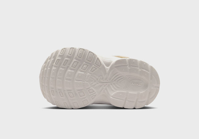 Nike TD V5 Rnr - Summit White / Light Orewood Brown / Sail / Black