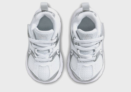 Nike TD V5 Rnr - White / Metallic Silver / Pure Platinum