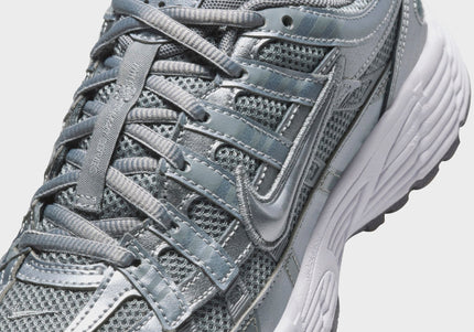 Nike GS P-6000 - Metallic / Cool Grey / White