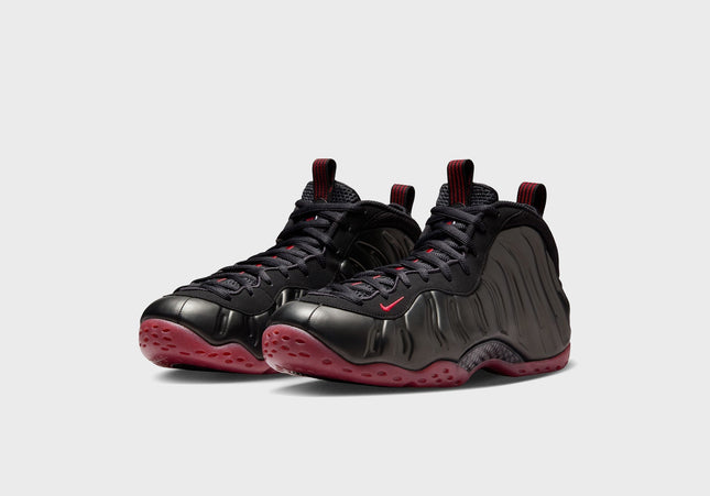 Nike Air Foamposite One - Black / Varsity Red
