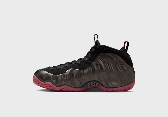Nike Air Foamposite One - Black / Varsity Red