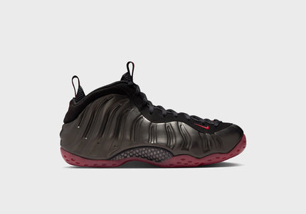 Nike Air Foamposite One - Black / Varsity Red