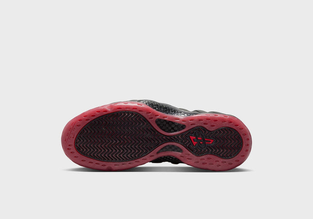 Nike Air Foamposite One - Black / Varsity Red