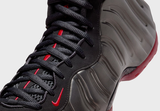 Nike Air Foamposite One - Black / Varsity Red