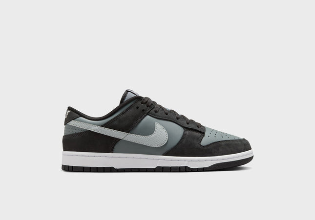 Nike Dunk Low  - Black / Light Smoke Grey / Smoke Grey / White
