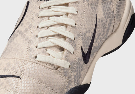 Nike WMNS T90 SP - Pale Ivory / Black