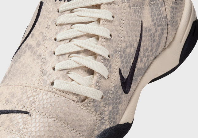 Nike WMNS T90 SP - Pale Ivory / Black