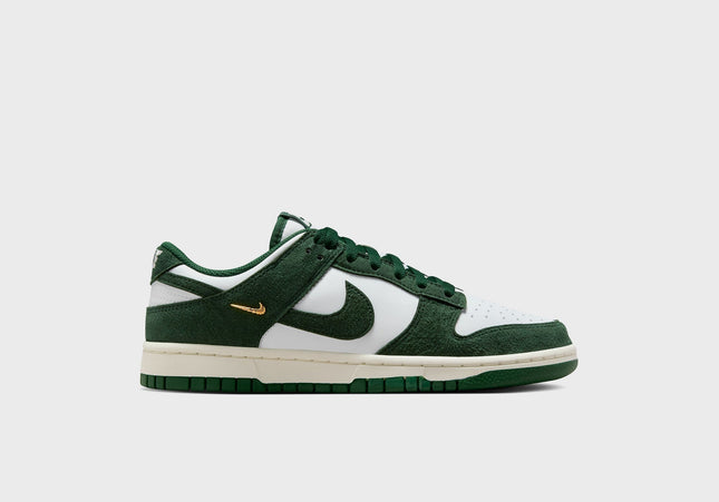 Nike WMNS Dunk Low - Summit White / Gorge Green / Sail