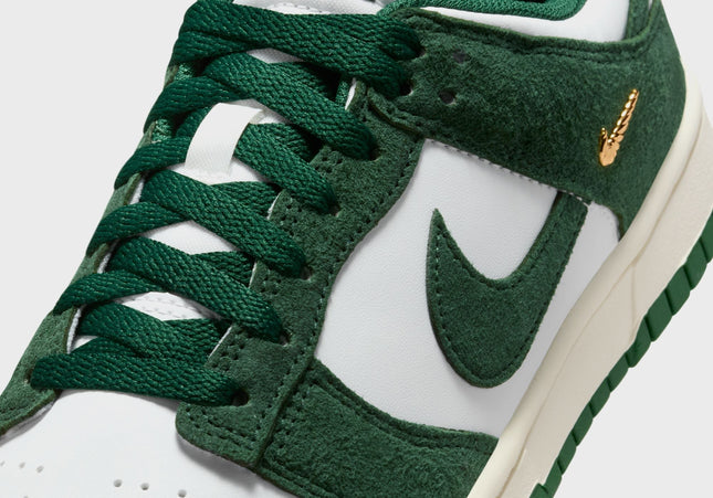 Nike WMNS Dunk Low - Summit White / Gorge Green / Sail