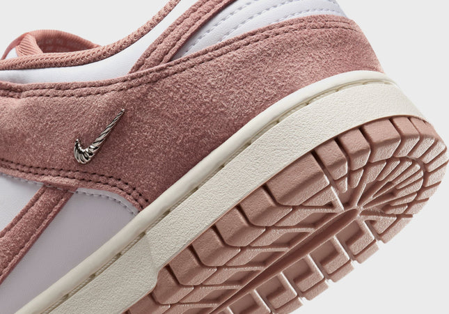 Nike WMNS Dunk Low - White / Particle Pink / Sail / Metallic Silver
