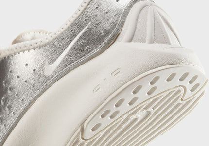 Nike WMNS Air Superfly - Pale Ivory / Metallic Silver