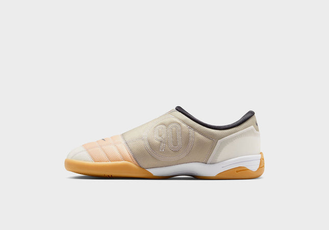Nike Total 90 3 SP - White / Black / Gum